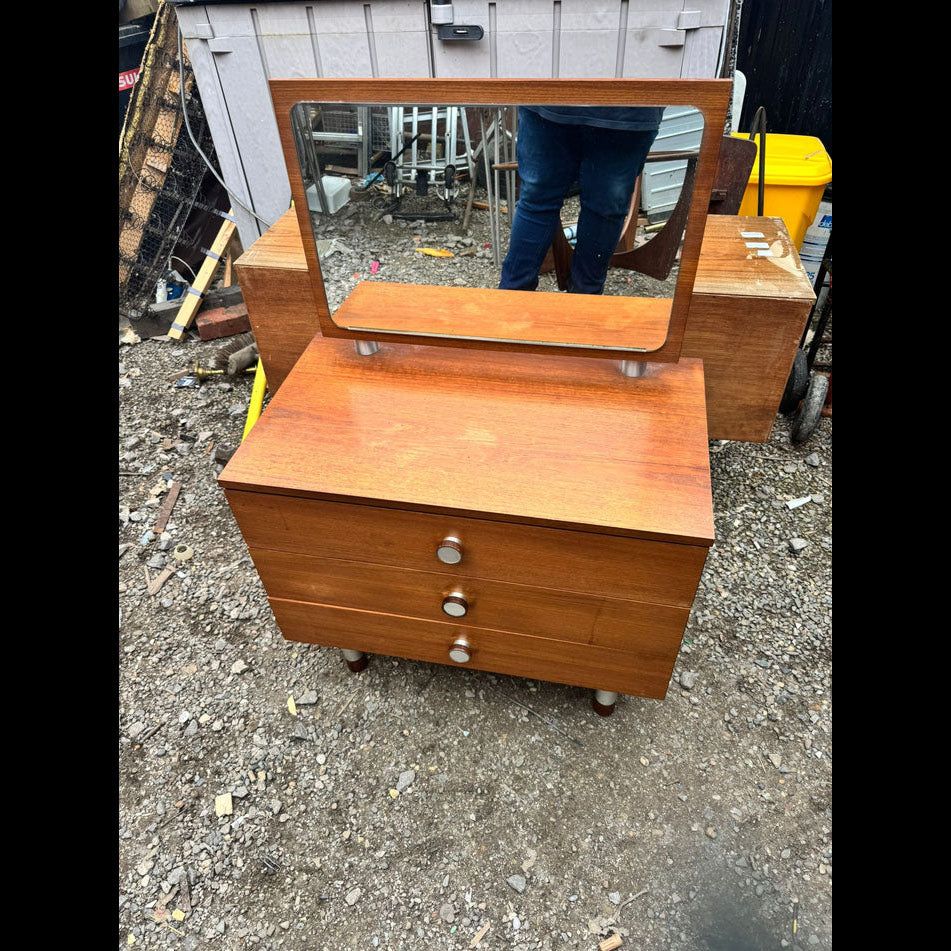 【入荷前先行予約】ヴィンテージ家具 ユニフレックス Uniflex Furniture ドレッサーチェスト