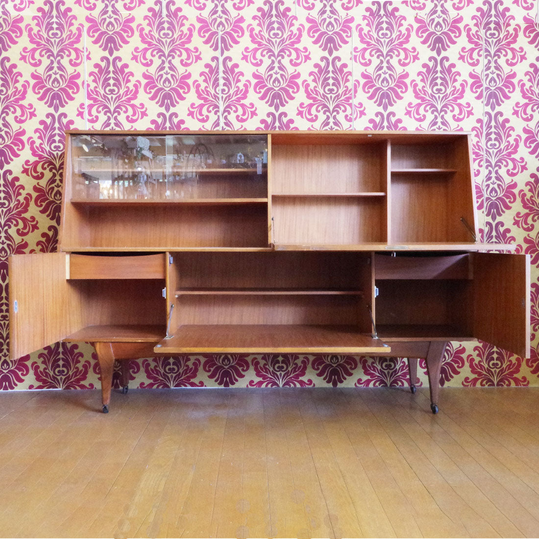 Portwood funiture ガラスキャビネット サイドボード