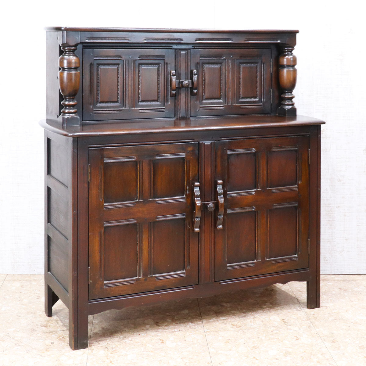 アーコール ERCOL オールドコロニアル コートキャビネット カップボード