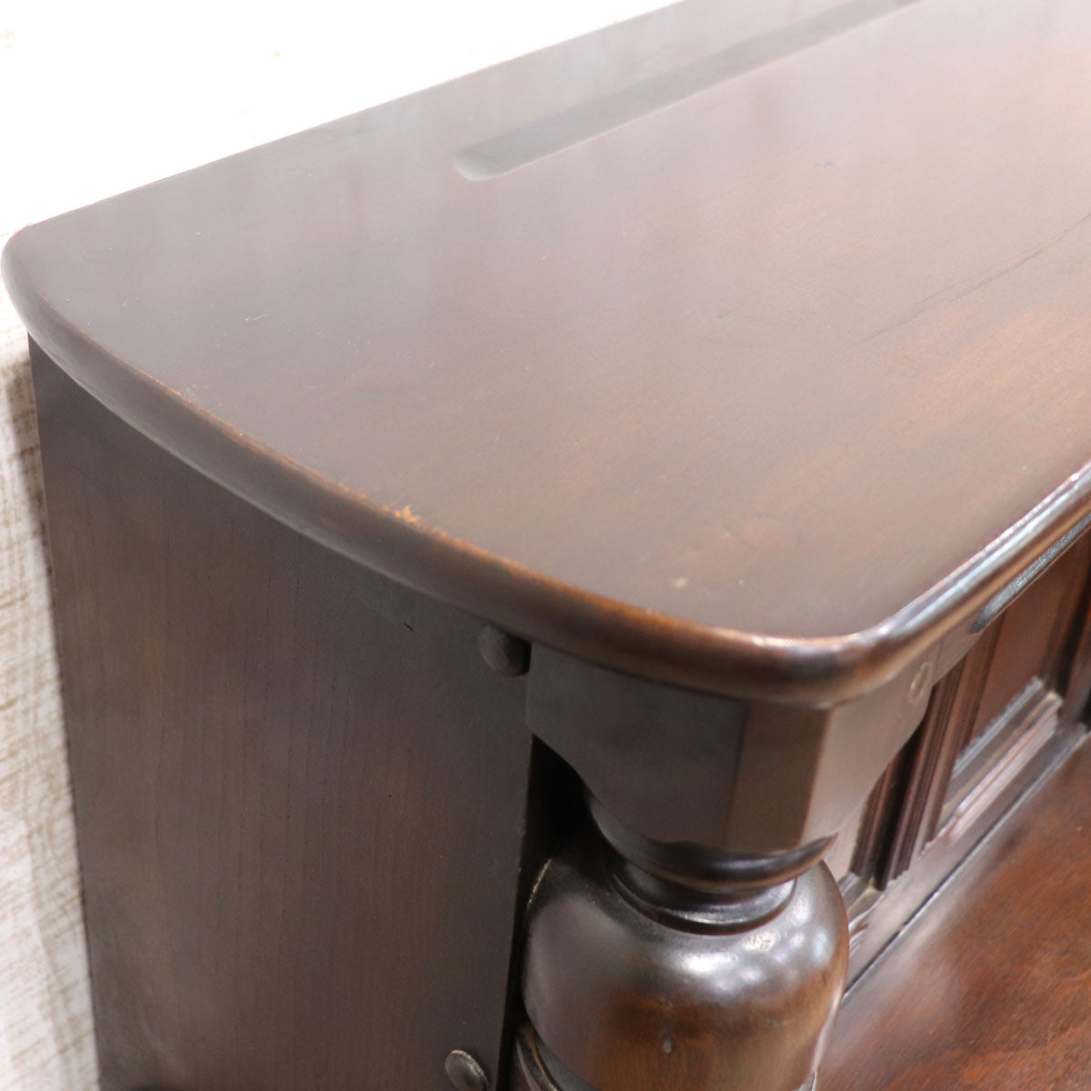 アーコール ERCOL オールドコロニアル コートキャビネット カップボード
