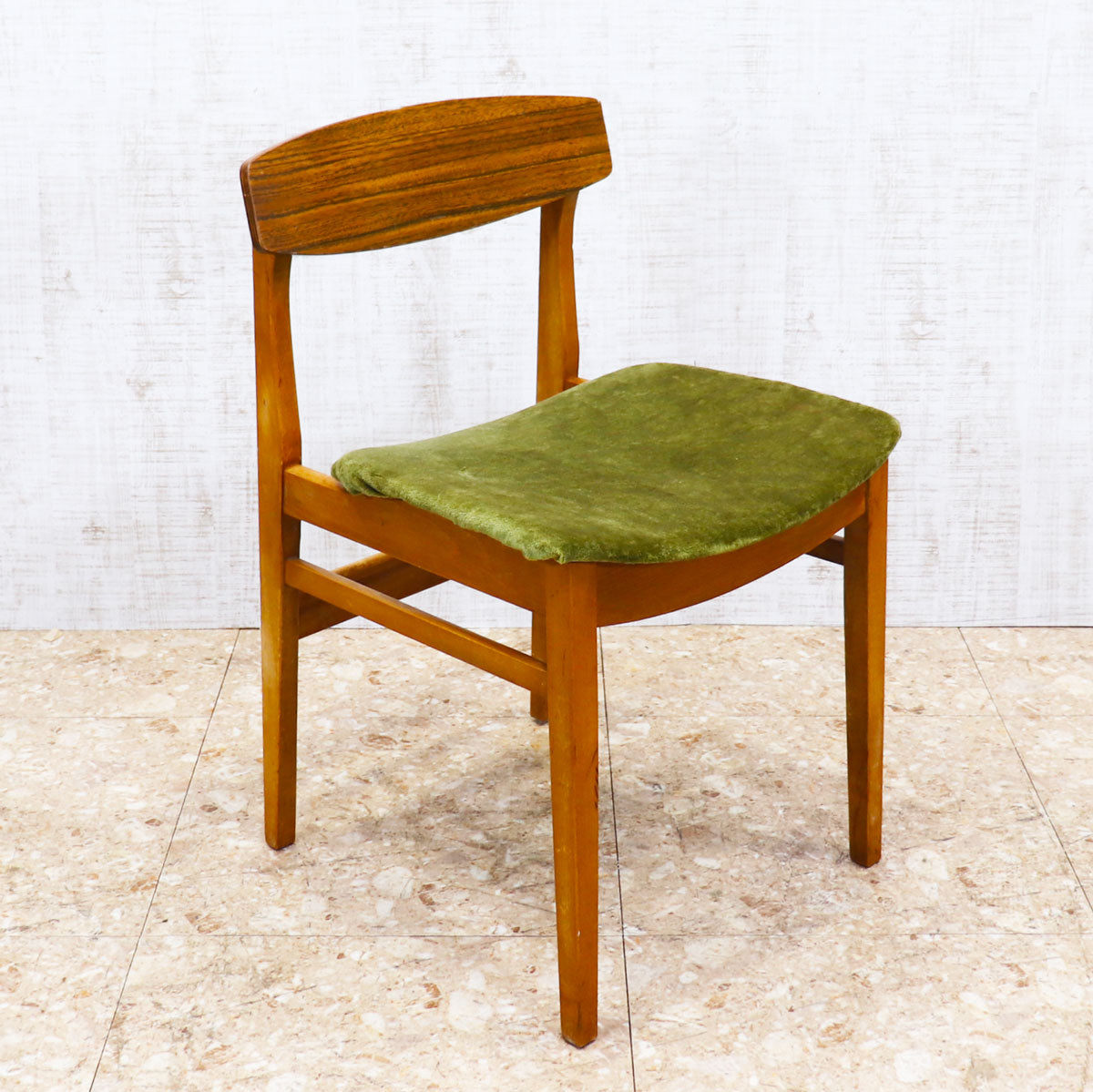 イギリス Beautility ヴィンテージ ダイニングチェア (1) Beutility ヴィンテージ ダイニングチェア – studio MID