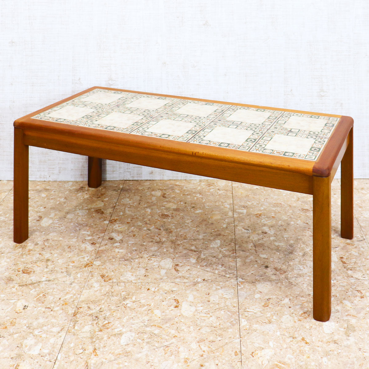 コーヒーテーブル 71J9hLK1-mL._UF350,350_QL80_.jpg