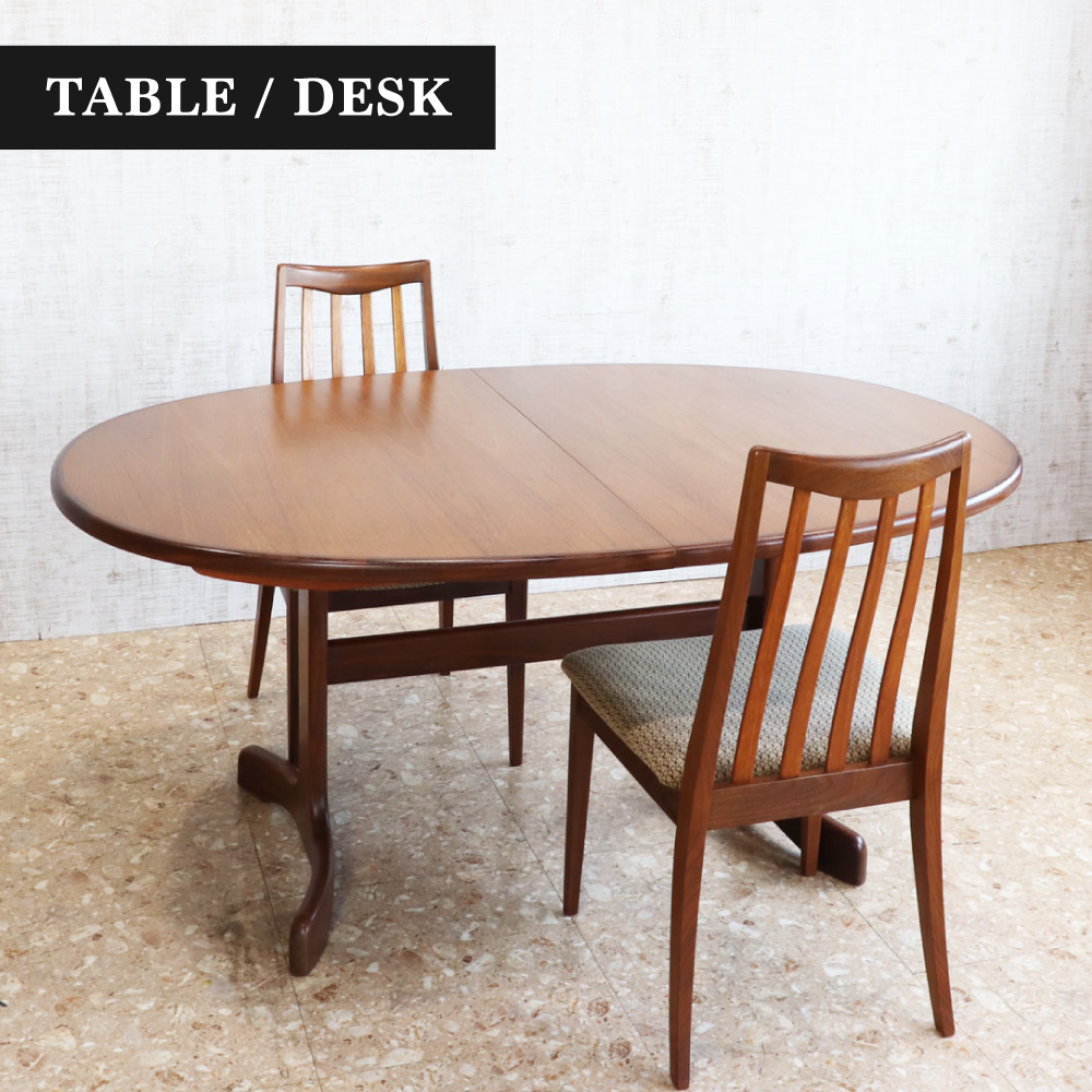 TABLE / DESK