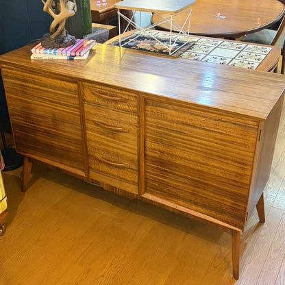 ヴィンテージ家具 アルフレッド・コックス Alfred Cox サイドボード