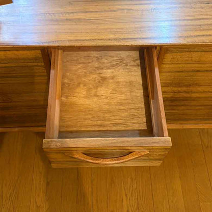 ヴィンテージ家具 アルフレッド・コックス Alfred Cox サイドボード