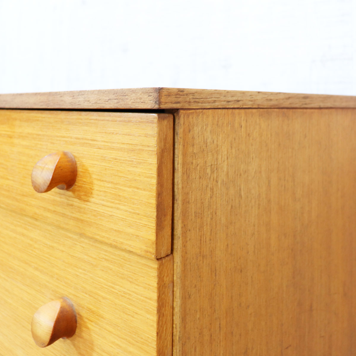 アヴァロン AVALON ヴィンテージ 4段チェスト – studio MID