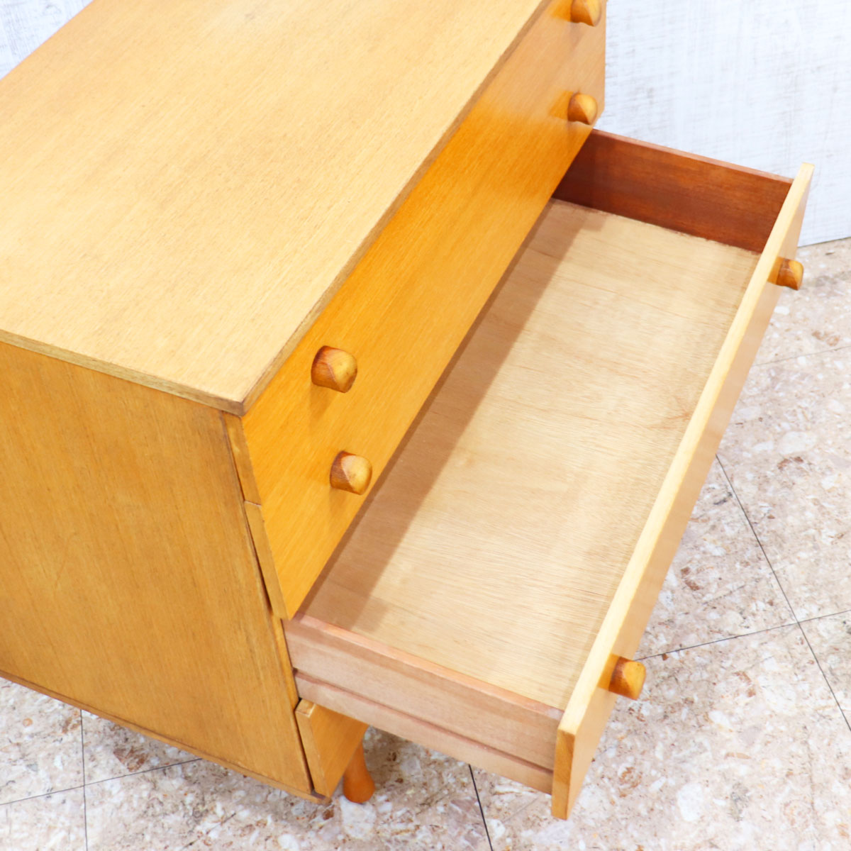 英国アンティークAVALONアバロン製6杯ドロワー/チェスト/タンス92-154 英国アンティークAVALONアバロン製6杯ドロワー/チェスト/タンス92-154