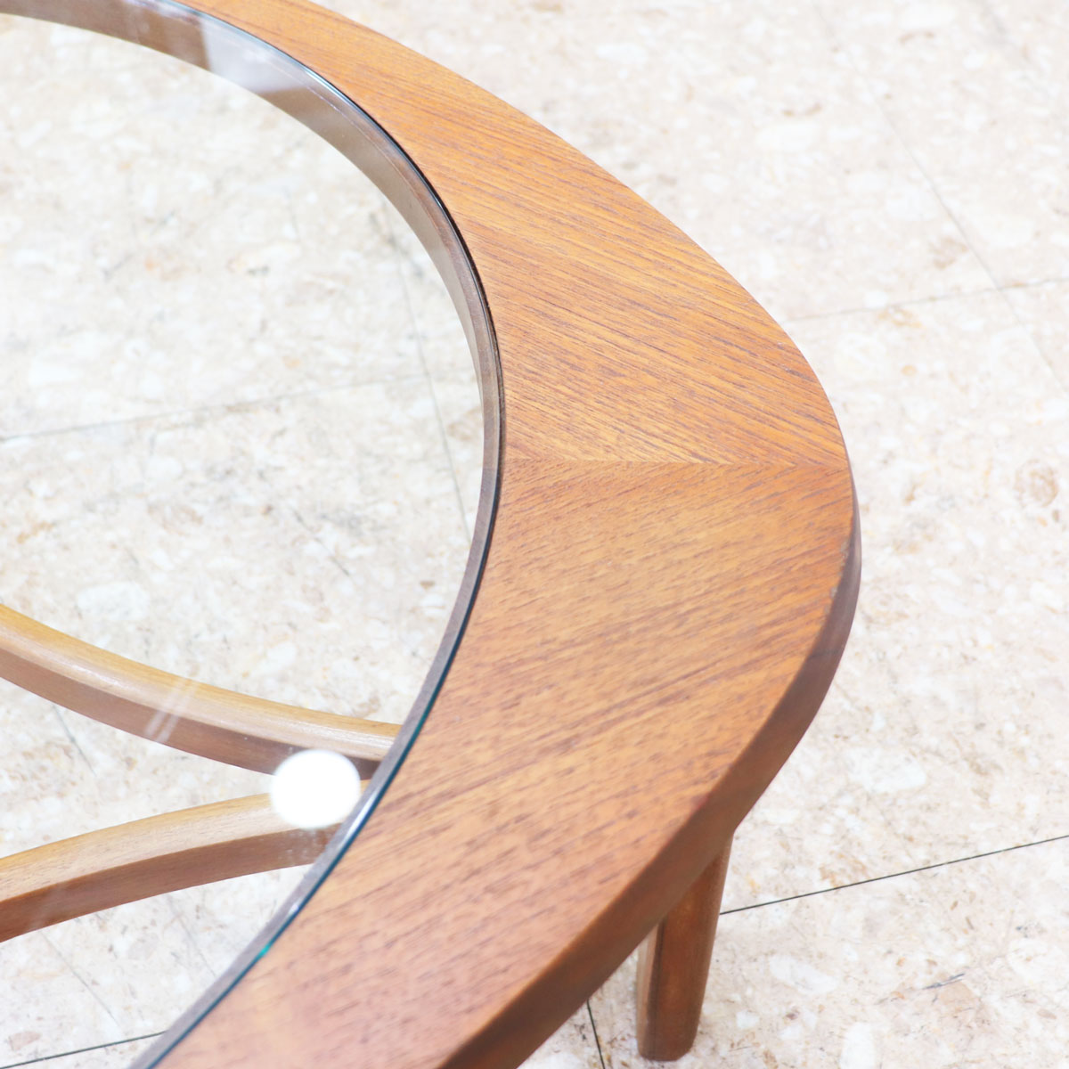 ネイサン NATHAN ガラストップ コーヒーテーブル – studio MID