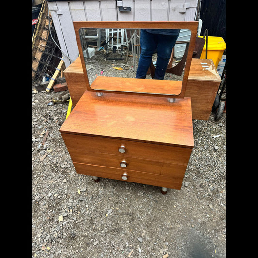 【入荷前先行予約】ヴィンテージ家具 ユニフレックス Uniflex Furniture ドレッサーチェスト