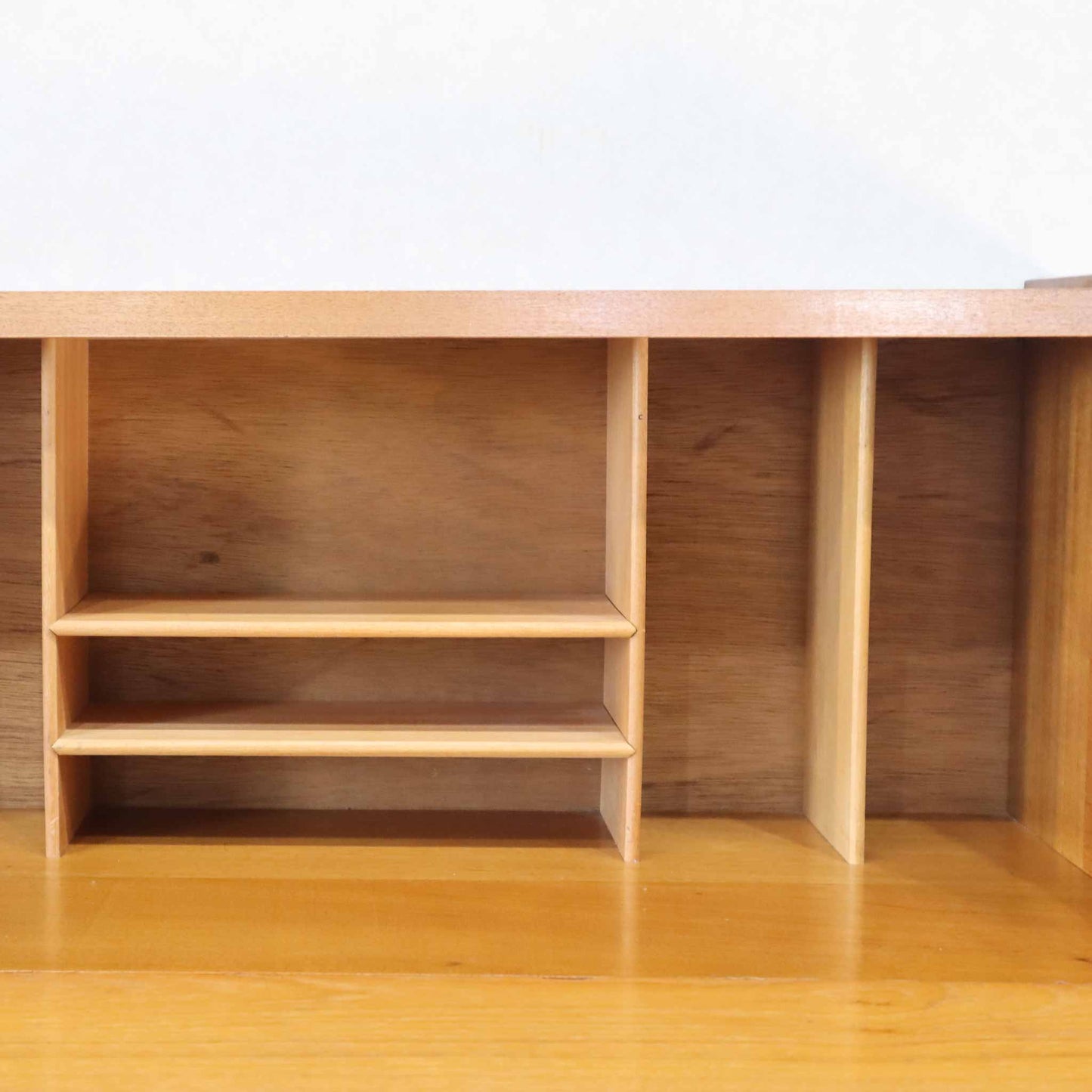 ヴィンテージ家具 Herbert E. Gibbs（ハーバート・E・ギブス）チーク ライティングビューロー
