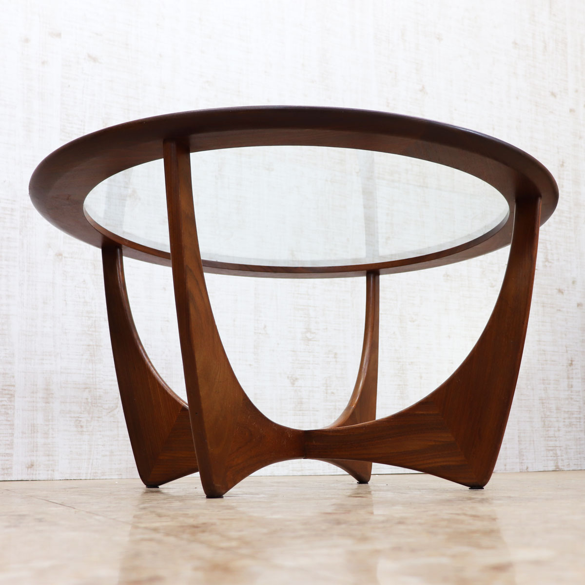 ジープラン G-PLAN ASTRO ガラストップ コーヒーテーブル – studio MID