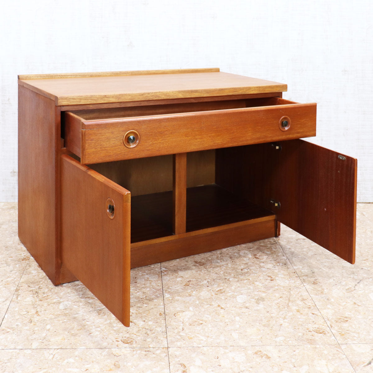 ジェンティーク Jentique ヴィンテージ サイドボード – studio MID