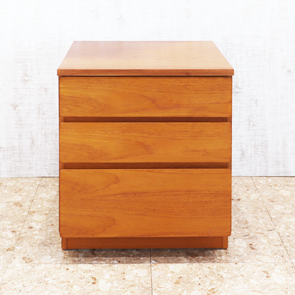 ヴィンテージ家具 ビーバー＆タプレイ Beaver & Tapley Tapley33 サイドチェスト