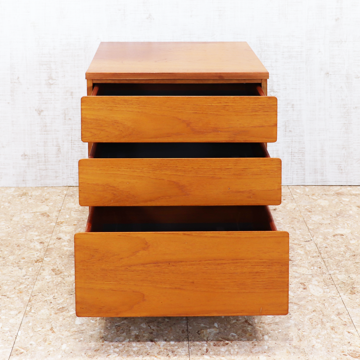 ヴィンテージ家具 ビーバー＆タプレイ Beaver & Tapley Tapley33 サイドチェスト