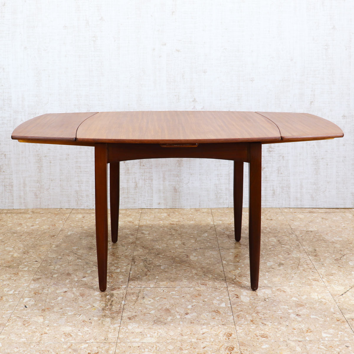 Elliotts of Newbury ヴィンテージ ダイニングテーブル