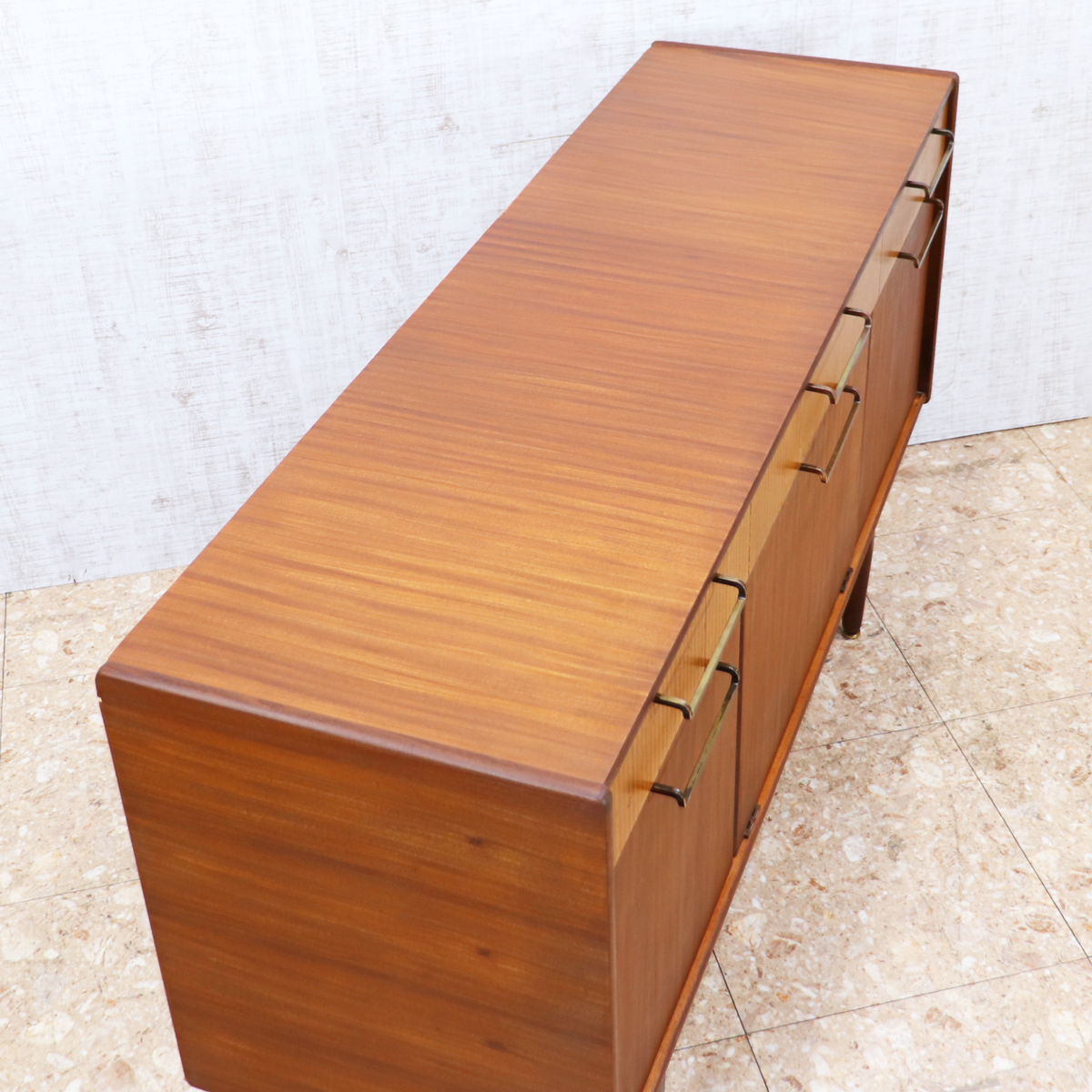 Elliotts of Newbury ヴィンテージ サイドボード