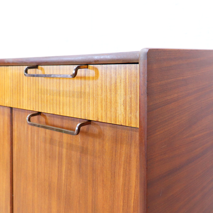 Elliotts of Newbury ヴィンテージ サイドボード