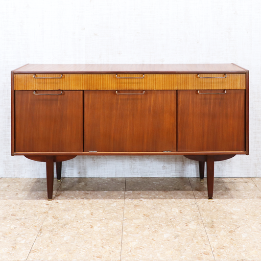 Elliotts of Newbury ヴィンテージ サイドボード