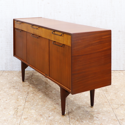 Elliotts of Newbury ヴィンテージ サイドボード