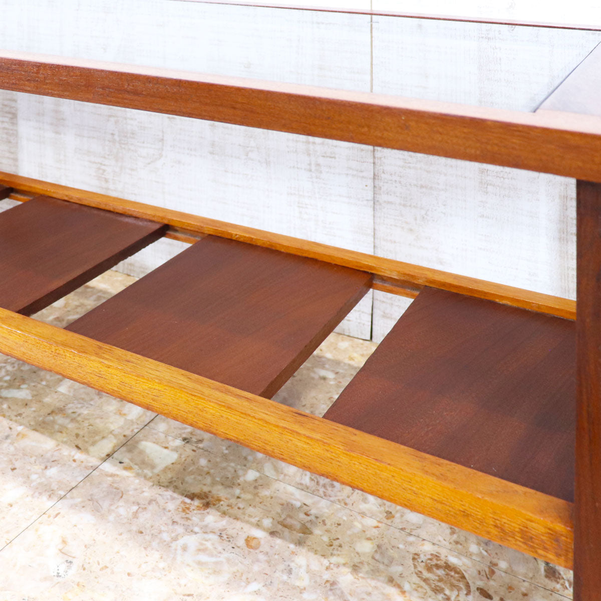 イギリス 家具 ガラストップ コーヒーテーブル 店舗什器 243A イギリス 家具 ガラストップ コーヒーテーブル 店舗什器 243A