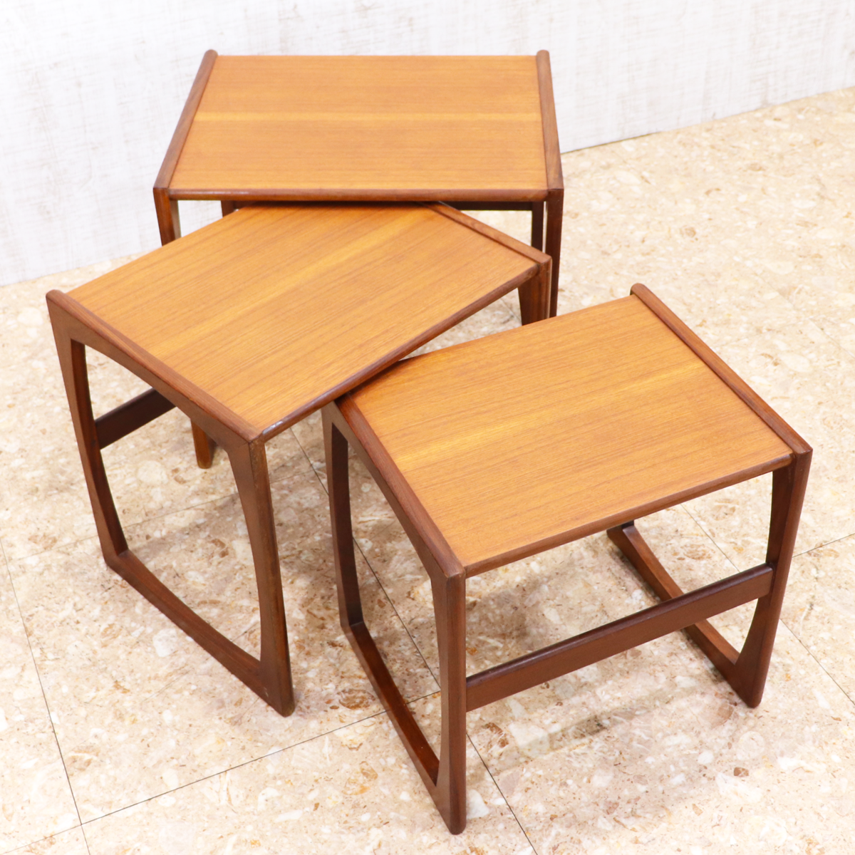 ヴィンテージ家具 ジープラン G-PLAN クヮドリール Quadrille ネストテーブル