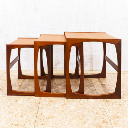 ヴィンテージ家具 ジープラン G-PLAN クヮドリール Quadrille ネストテーブル
