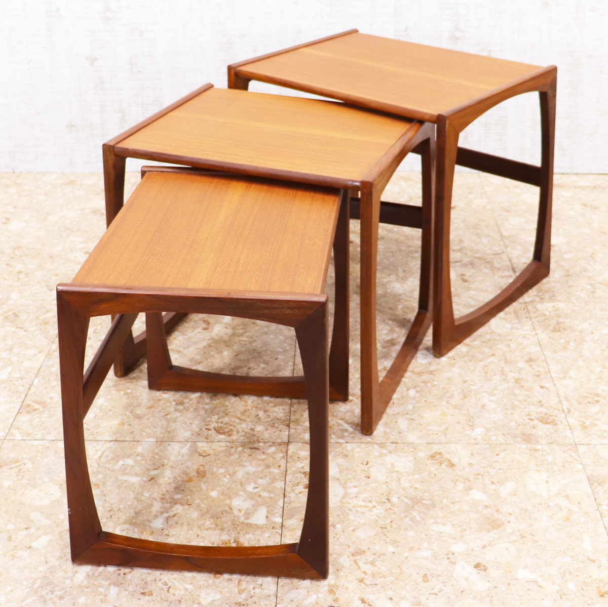 ヴィンテージ家具 ジープラン G-PLAN クヮドリール Quadrille ネストテーブル