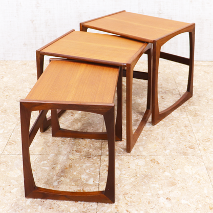 ヴィンテージ家具 ジープラン G-PLAN クヮドリール Quadrille ネストテーブル