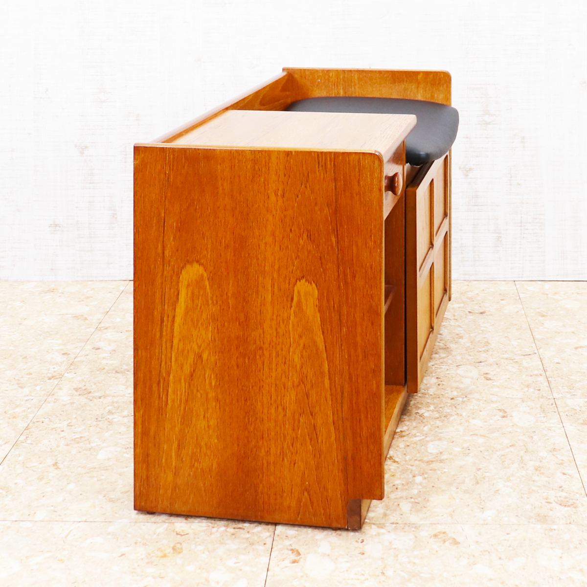 ヴィンテージ家具 ネイサン NATHAN テレフォンベンチ ミニキャビネット