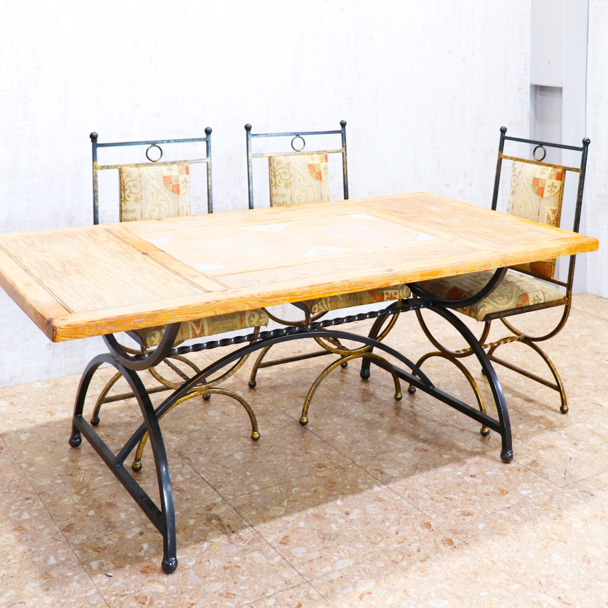 イギリス ヴィンテージ タイルトップ ダイニングテーブル オールドパイン アイアンフレーム