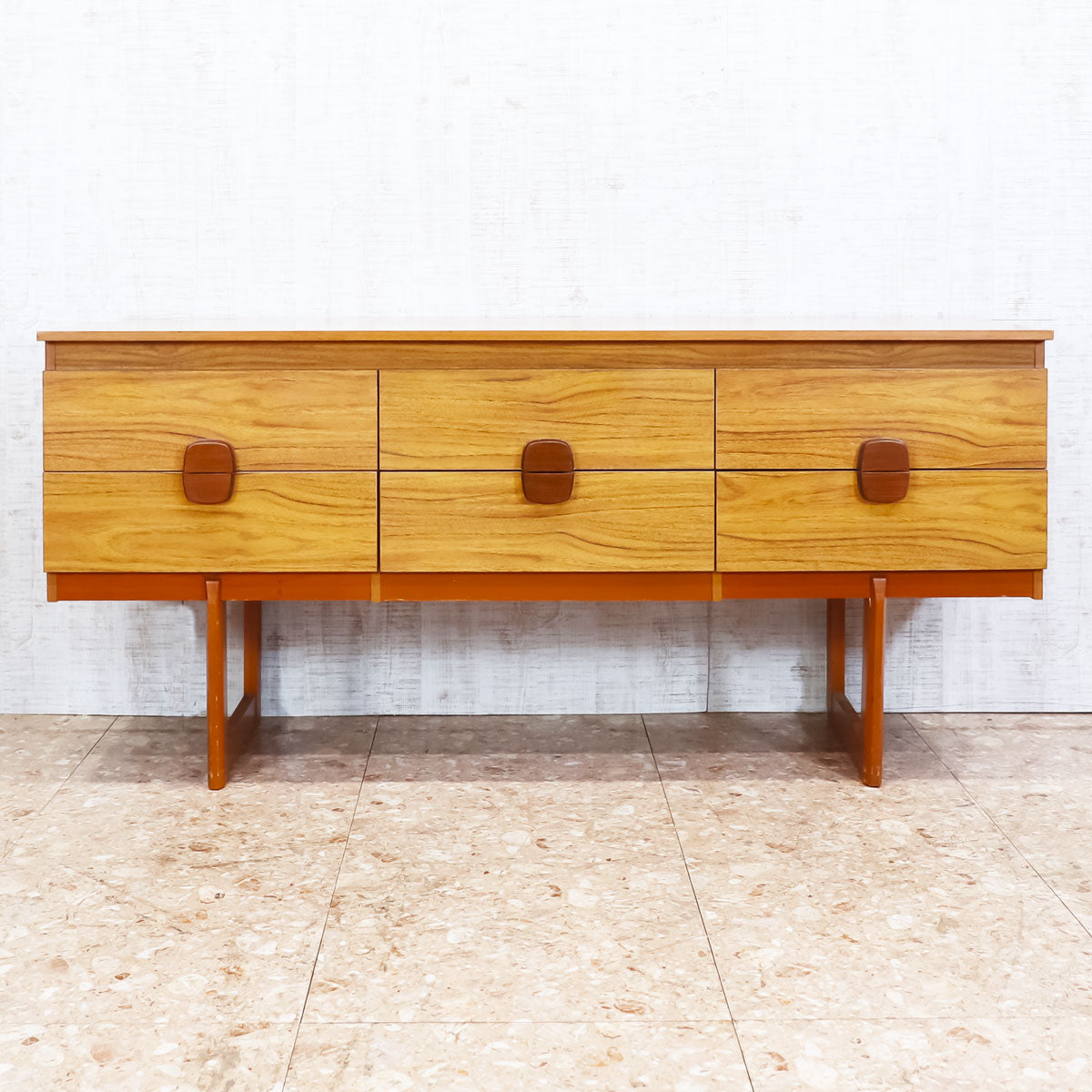 イギリス ヴィンテージ サイドボード – studio MID