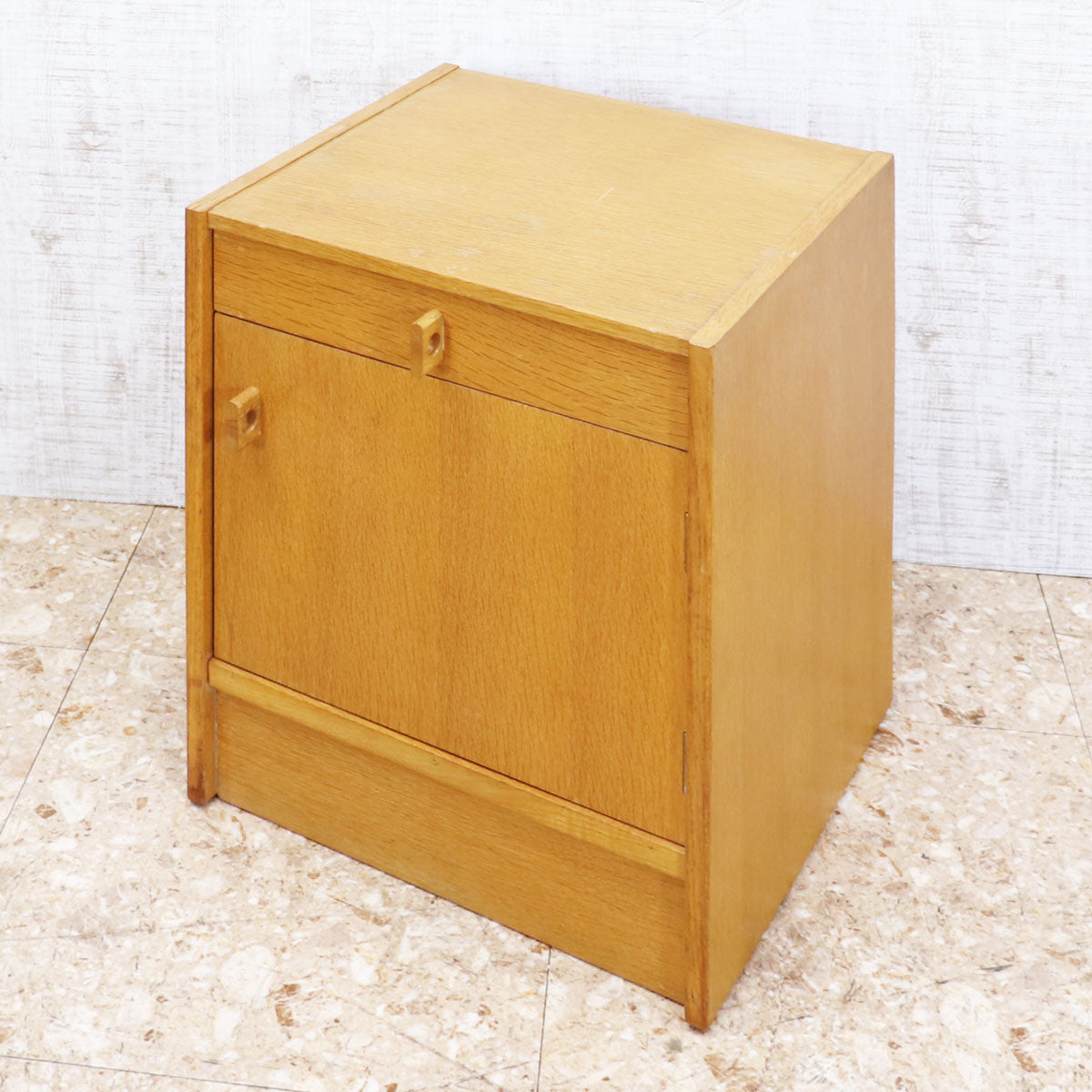 『イギリスヴィンテージ』 サイドテーブル ナイトテーブル ベットサイドテーブル イギリス ヴィンテージ ベッドサイドテーブル ナイトテーブル