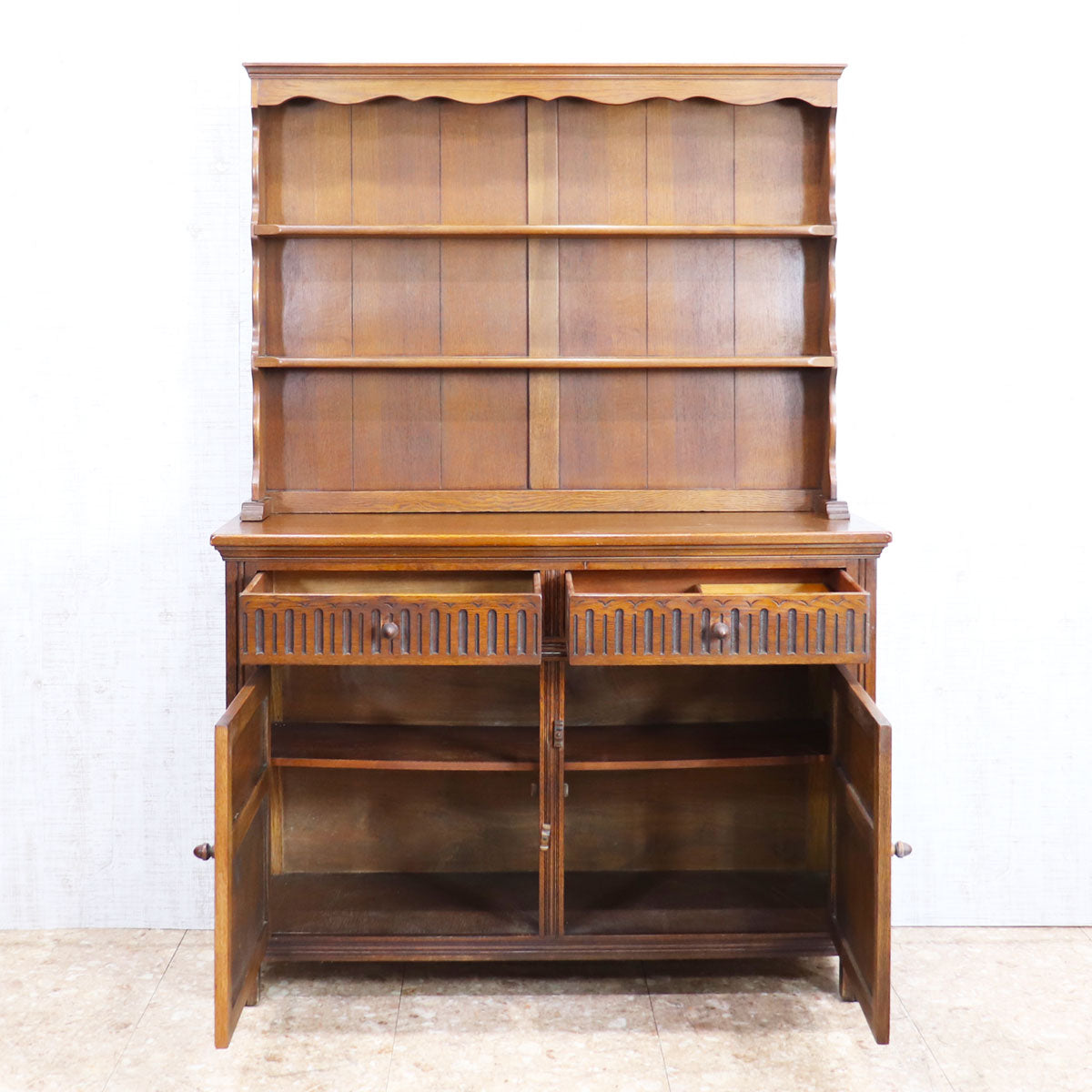 ジェイシーファニチャー JAYCEE FURNITURE カップボード ウェルシュドレッサー