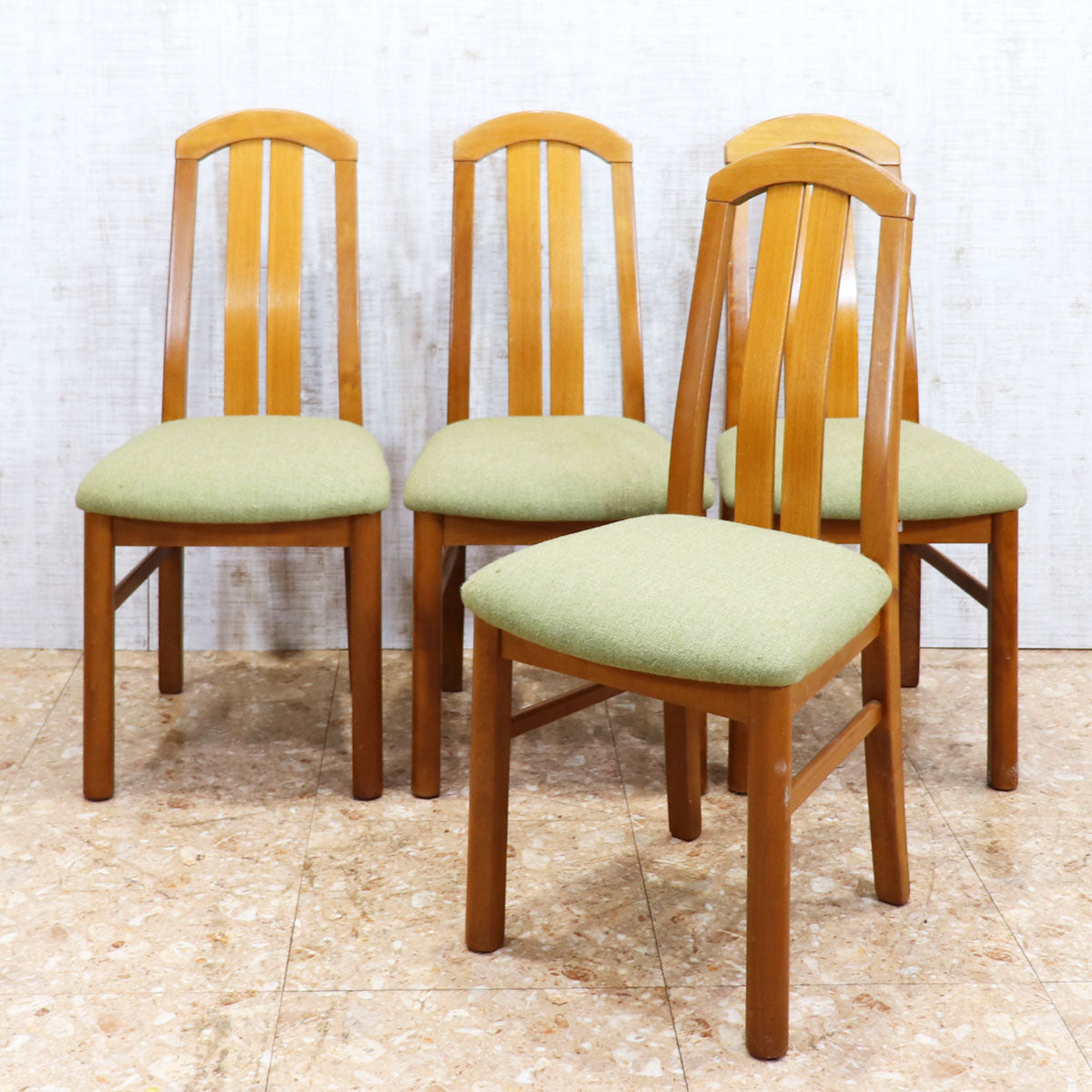 イギリス ヴィンテージ ダイニングチェア – studio MID