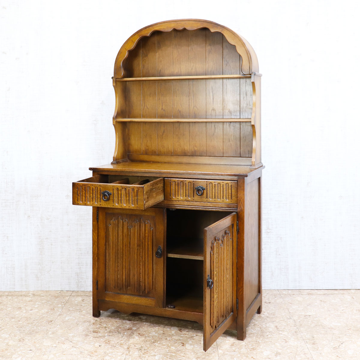 英国製 WOOD BROS old charm カップボード アンティーク オールドチャーム Old Charm キャビネット カップボード – studio MID