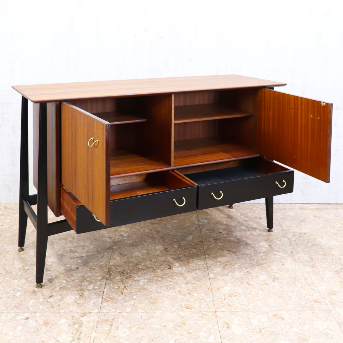 s*h様 G-PLAN ナイトテーブル サイドボード s*h様 G-PLAN