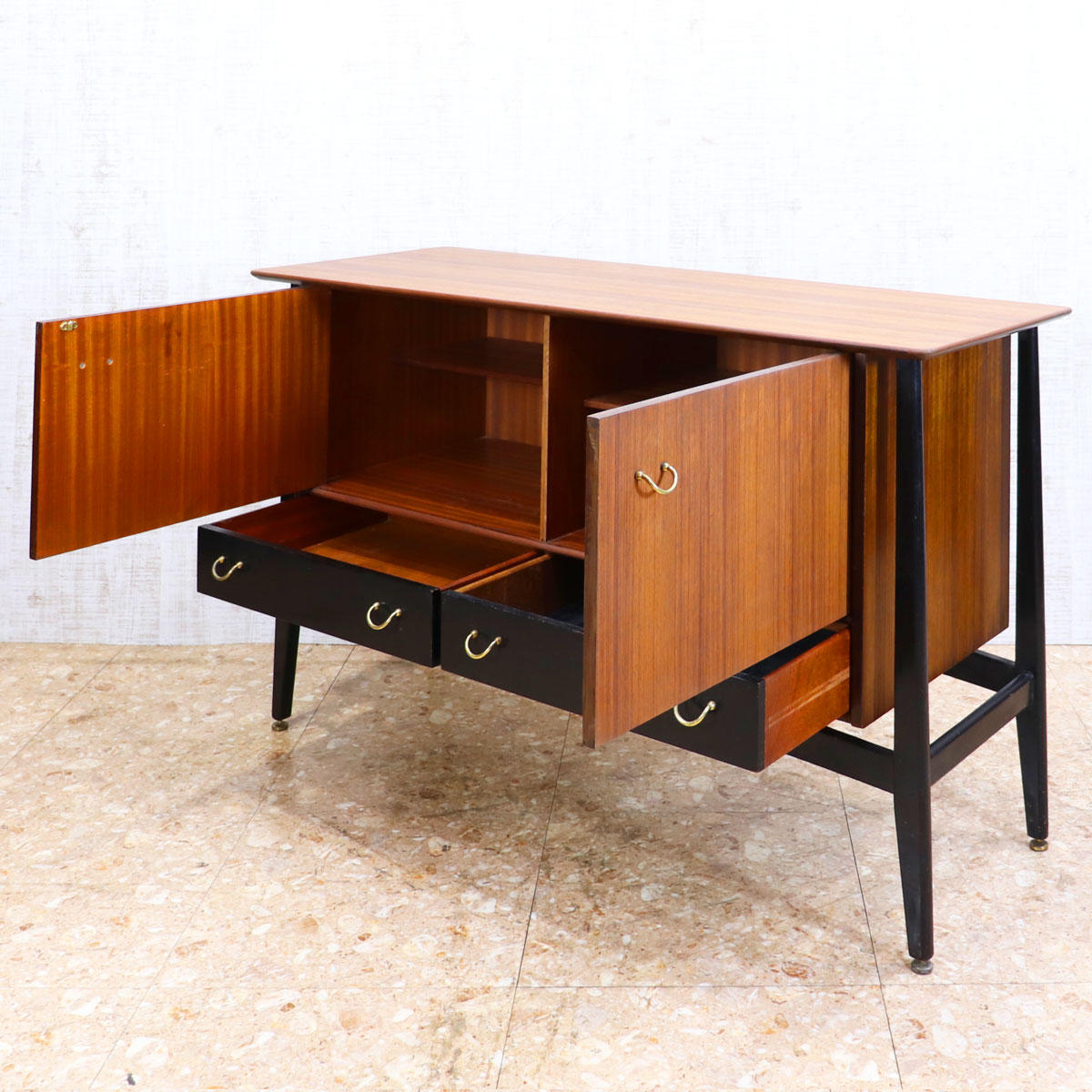 ジープラン G-PLAN Tola&Black サイドボード – studio MID