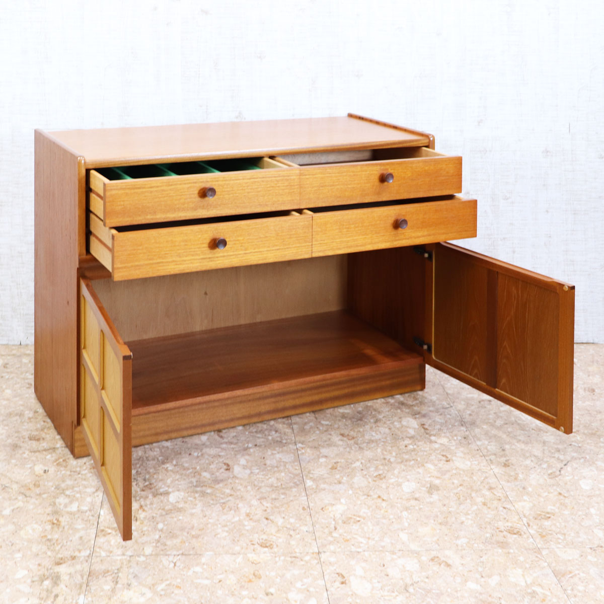 ローキャビネット ネイサン サイドボード イギリス チーク NATHAN