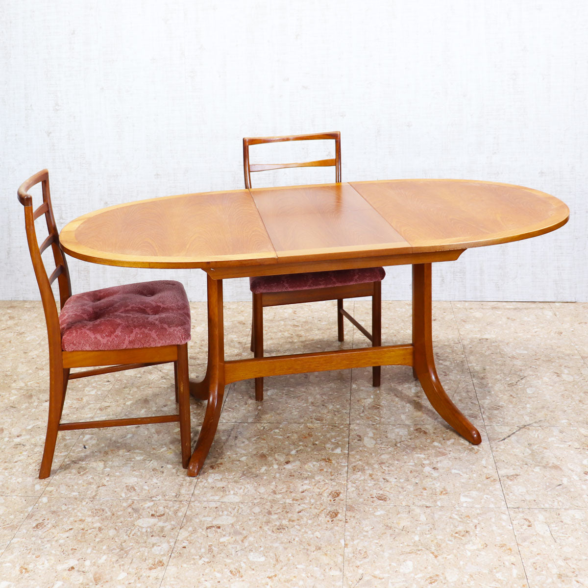 ネイサン エクステンションテーブル　ミッドセンチュリー　北欧ヴィンテージ イギリス Nathan エクステンションテーブル / ラウンド ミッド