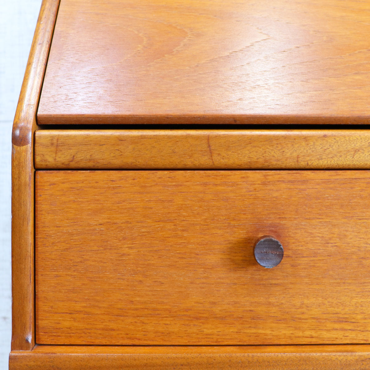 ネイサン NATHAN キャビネット ライティングビューロー – studio MID