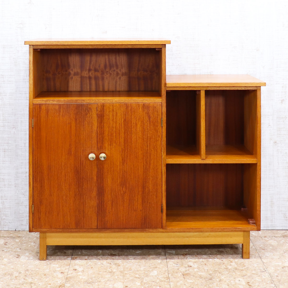 イギリス ビンテージ 家具 Avalon Yatton ブックケース 6767d イギリス ビンテージ 家具 Avalon Yatton ブックケース 6767d