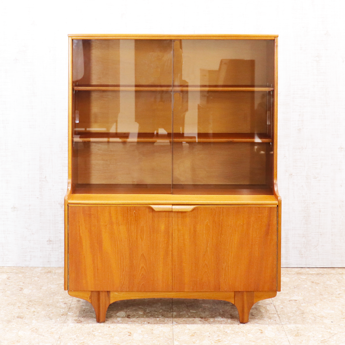 ヴィンテージ家具 サトクリフ オブ トッドモーデン Sutcliffe of Todmorden ガラスキャビネット ブックケース