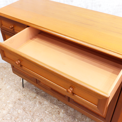 ヴィンテージ家具 サトクリフ オブ トッドモーデン Sutcliffe of Todmorden サイドボード ヘアピンレッグカスタム