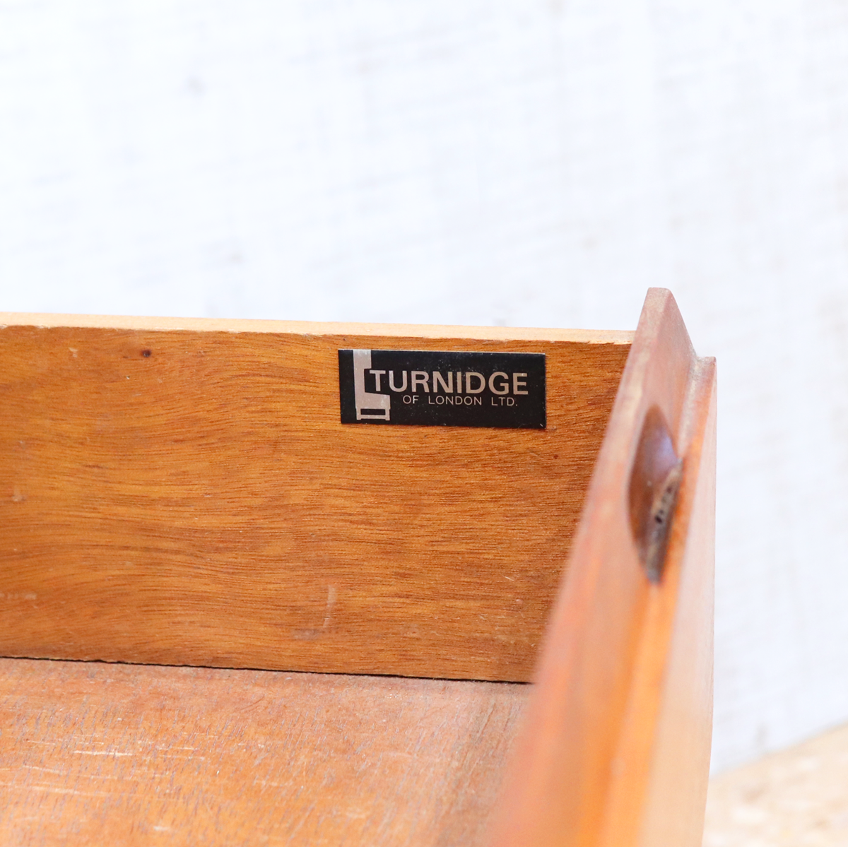 ターニッジ TURNIDGE ヴィンテージ キャビネット